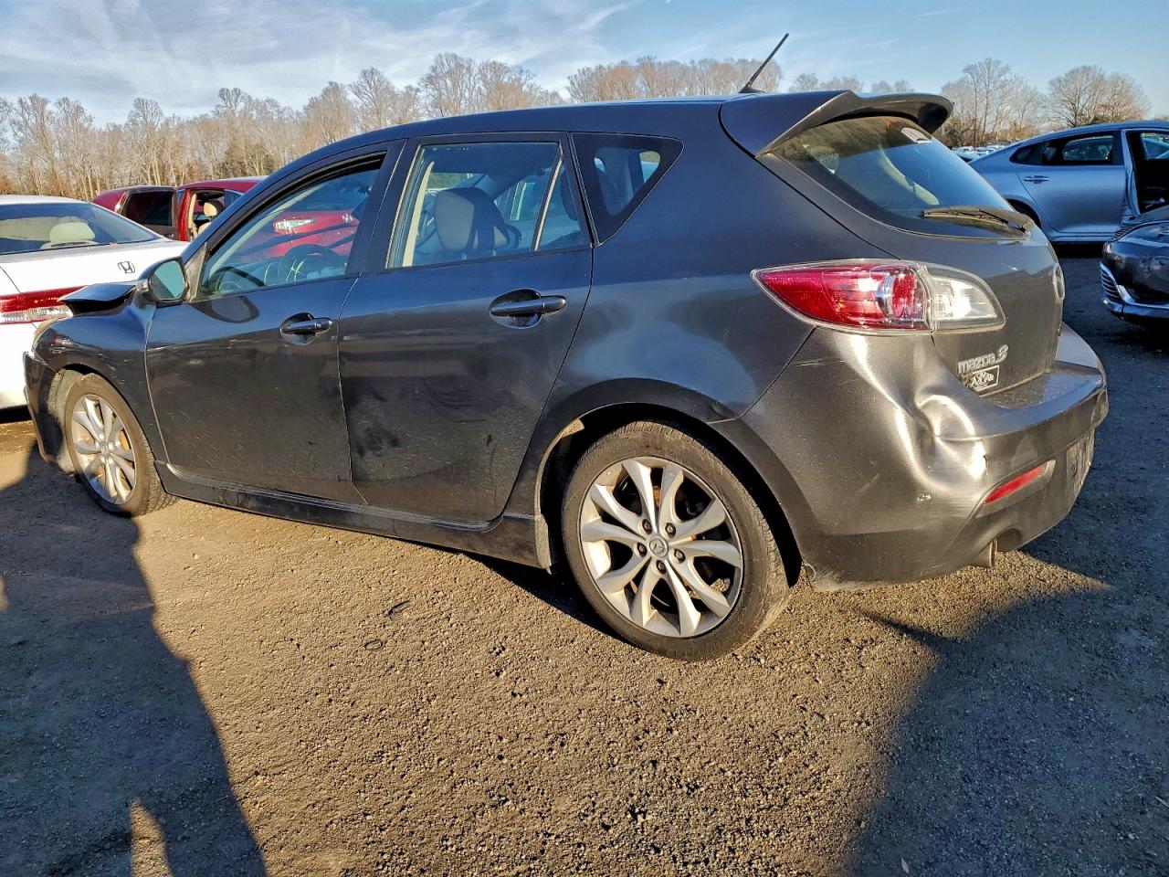 Mazda Mazda3 S Image 3