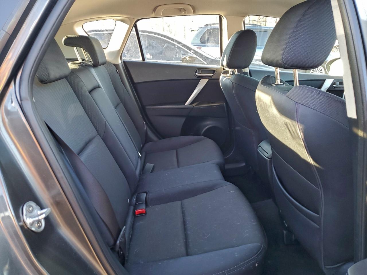 Mazda Mazda3 S Image 10