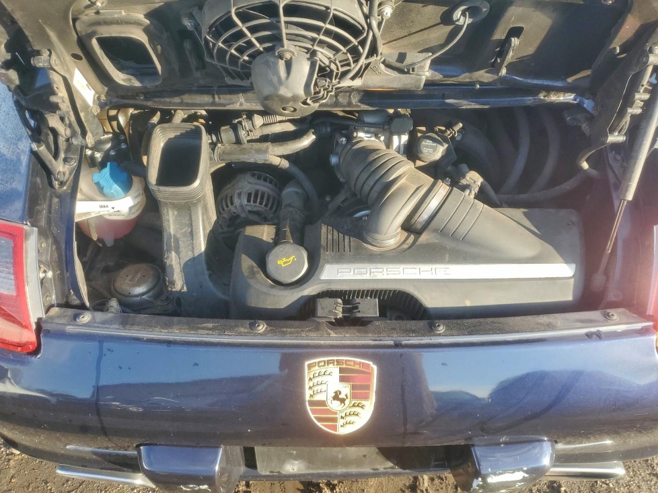 Porsche 911 Carrera Image 2