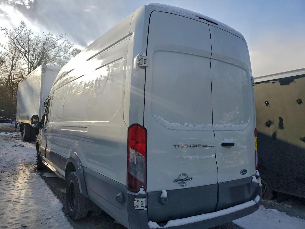 Ford Transit T-350 Hd Image 2
