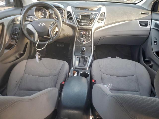 Hyundai ELANTRA Se Image 6
