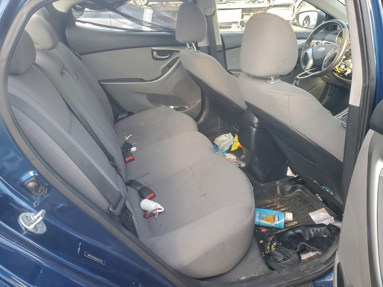 Hyundai ELANTRA Se Image 9