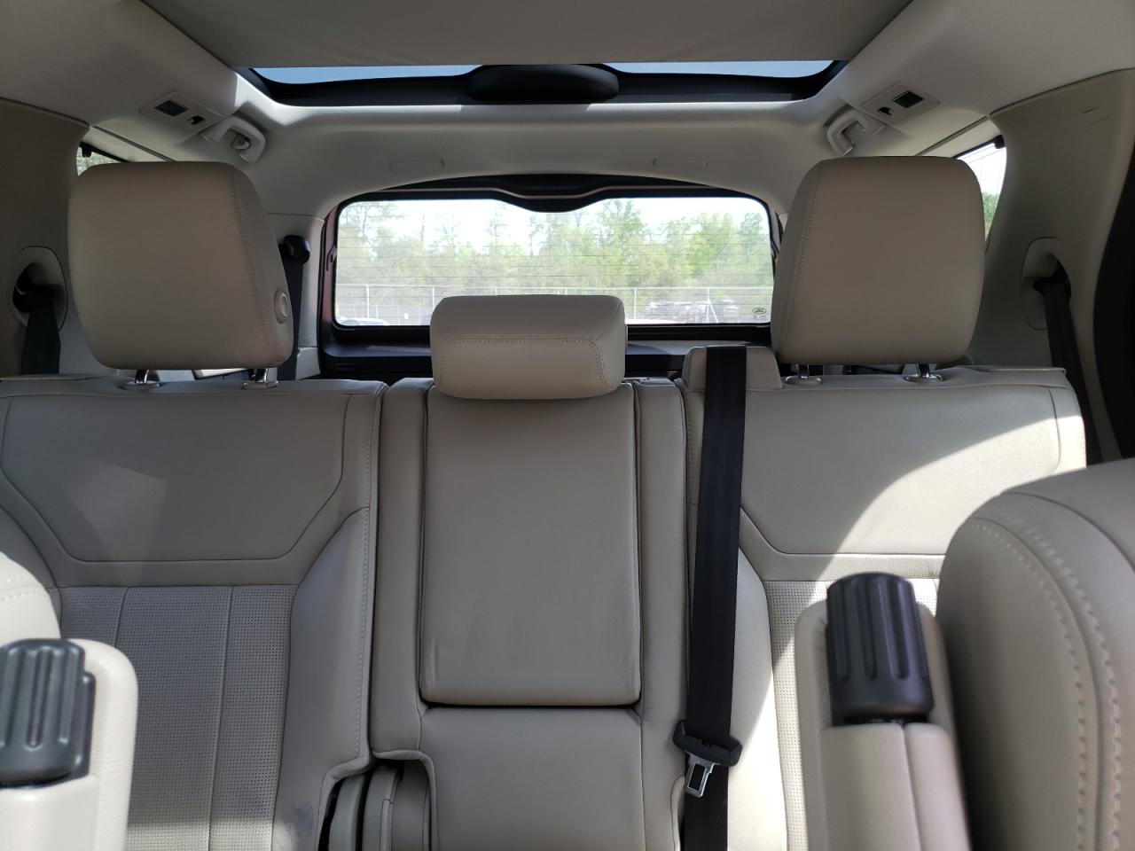 Land Rover Discovery Hse Image 10