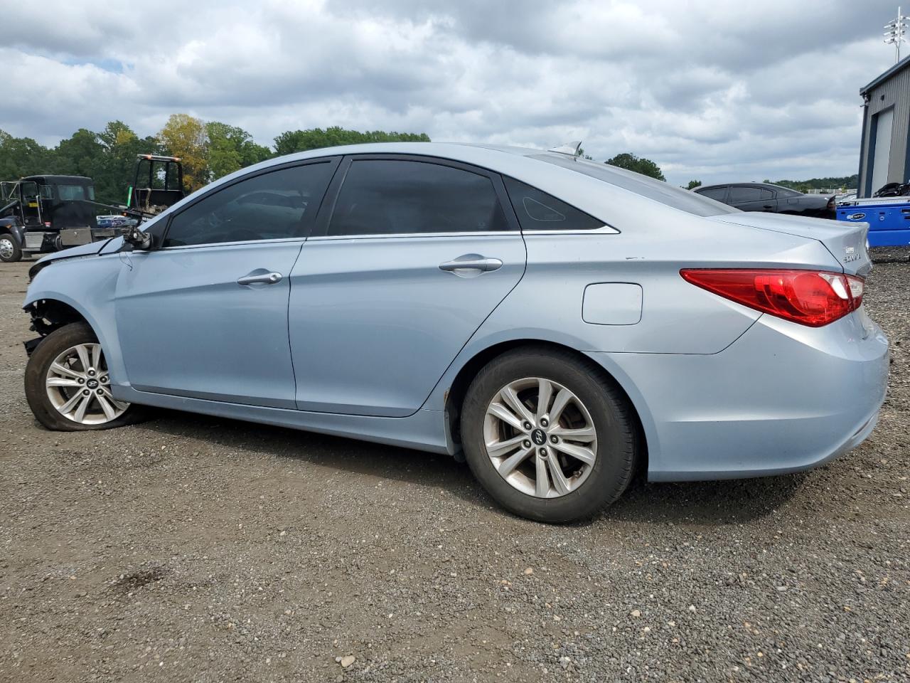 Hyundai SONATA Gls Image 3