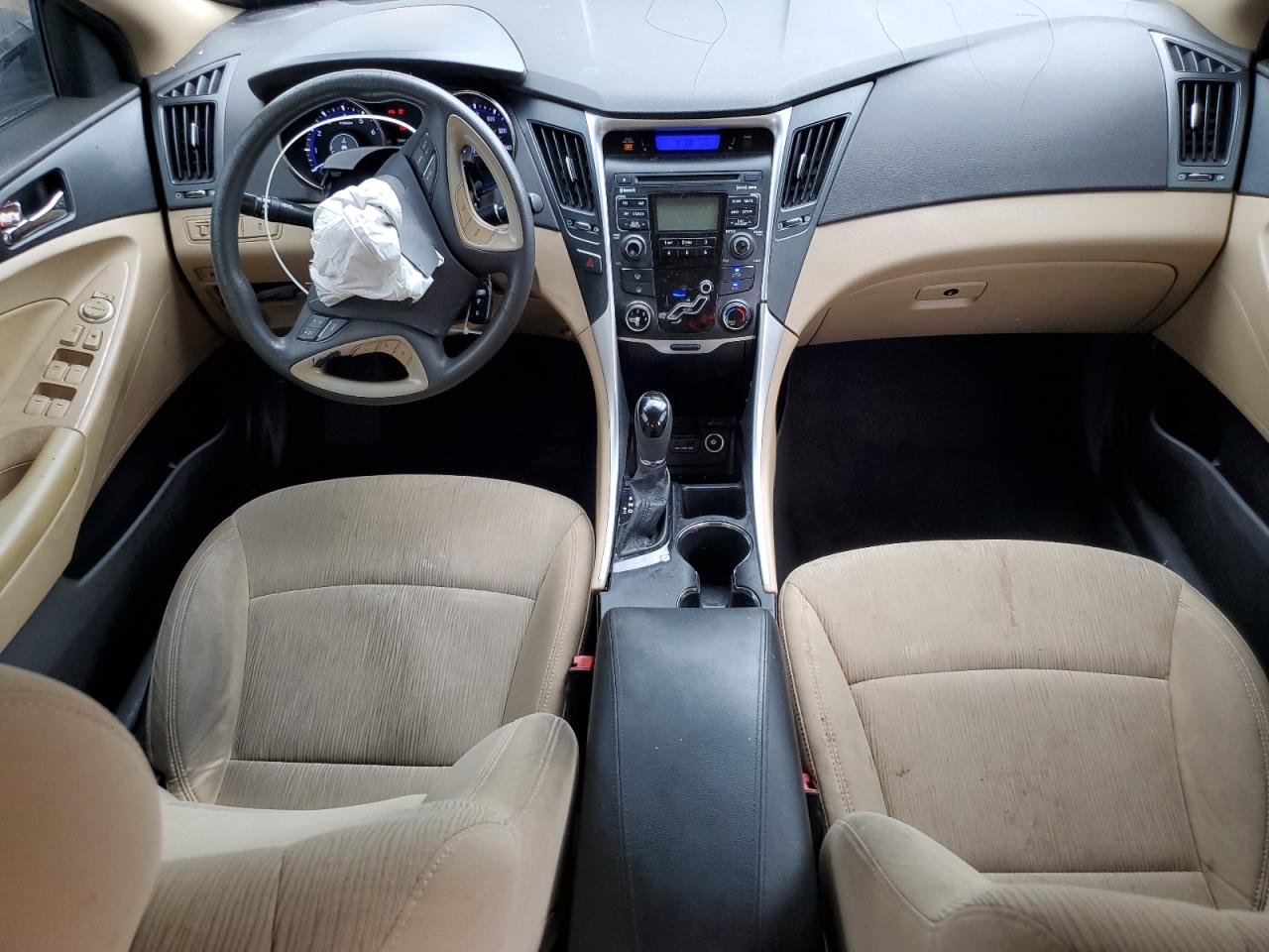 Hyundai SONATA Gls Image 10
