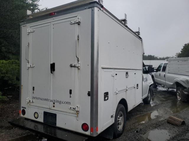 Chevrolet Express Image 6