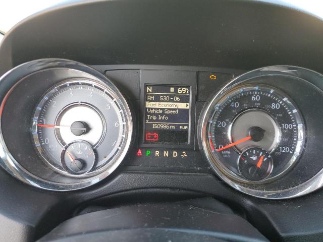 Chrysler Minivan Touring L Image 13