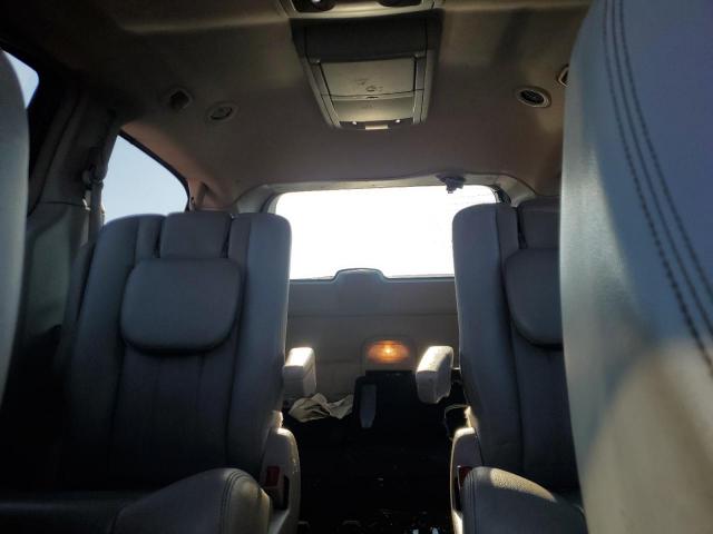 Chrysler Minivan Touring L Image 8