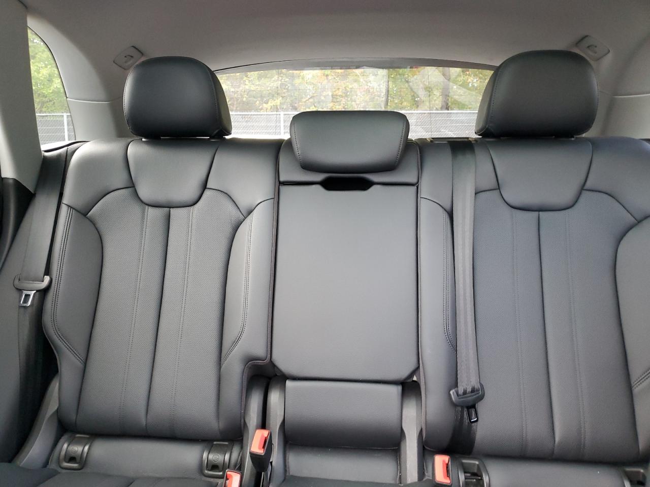 Audi Q5 Prestige Image 8