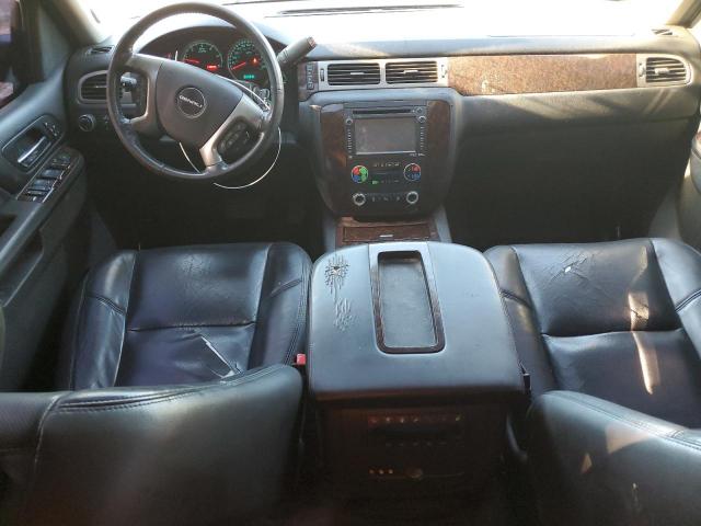 GMC Yukon Denali Image 11