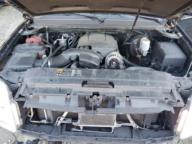 GMC Yukon Denali Image 8