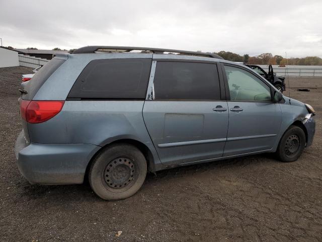 Toyota Sienna Ce Image 9