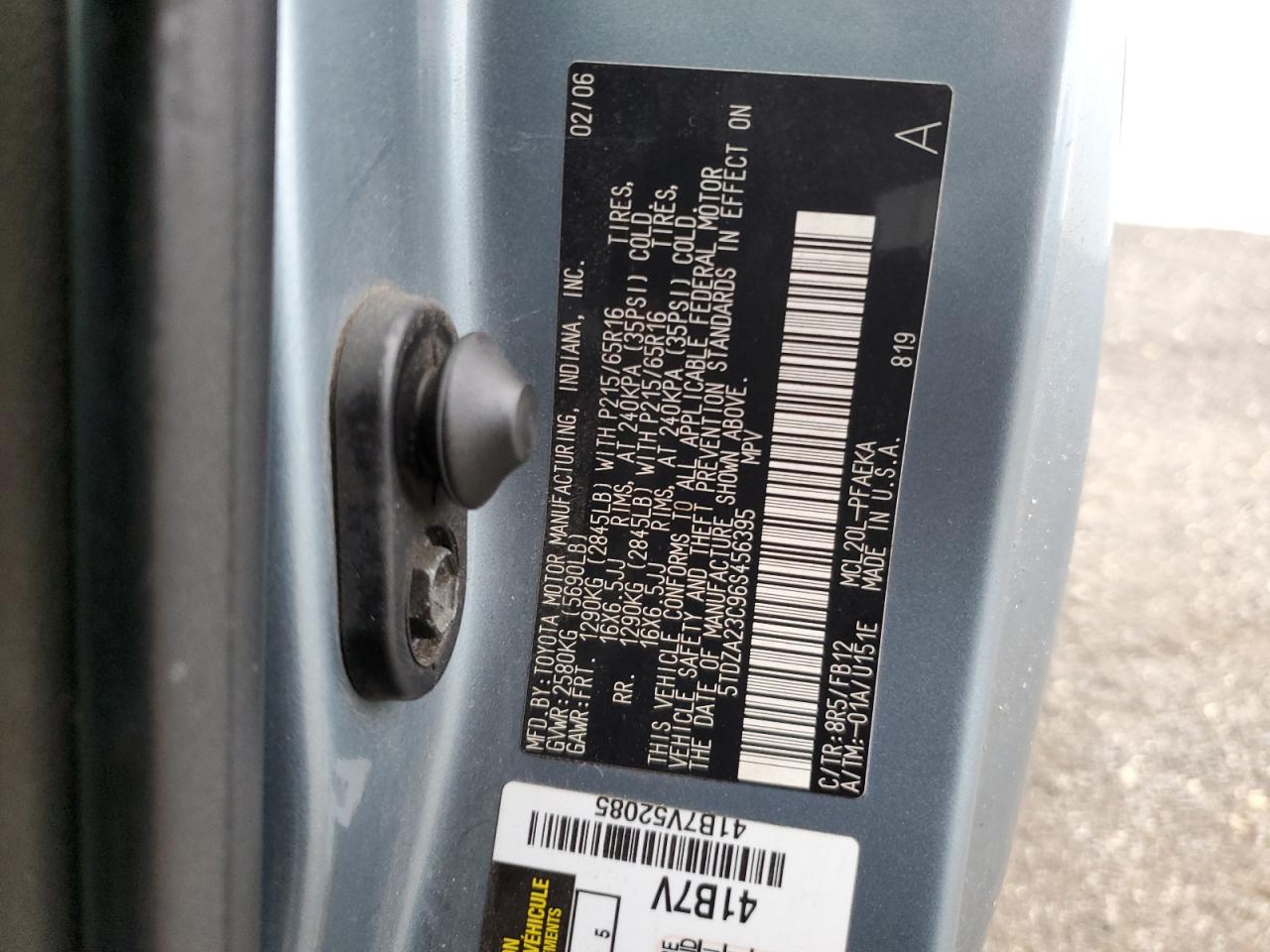 Toyota Sienna Ce Image 11