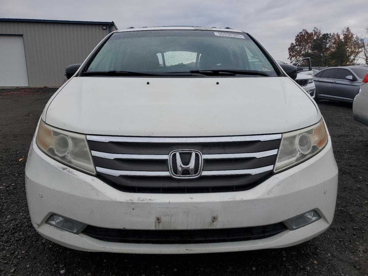 Honda Odyssey Touring Image 10