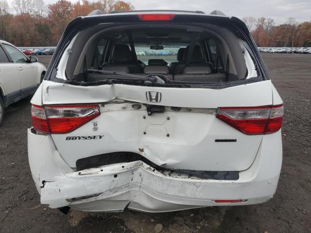 Honda Odyssey Touring Image 4