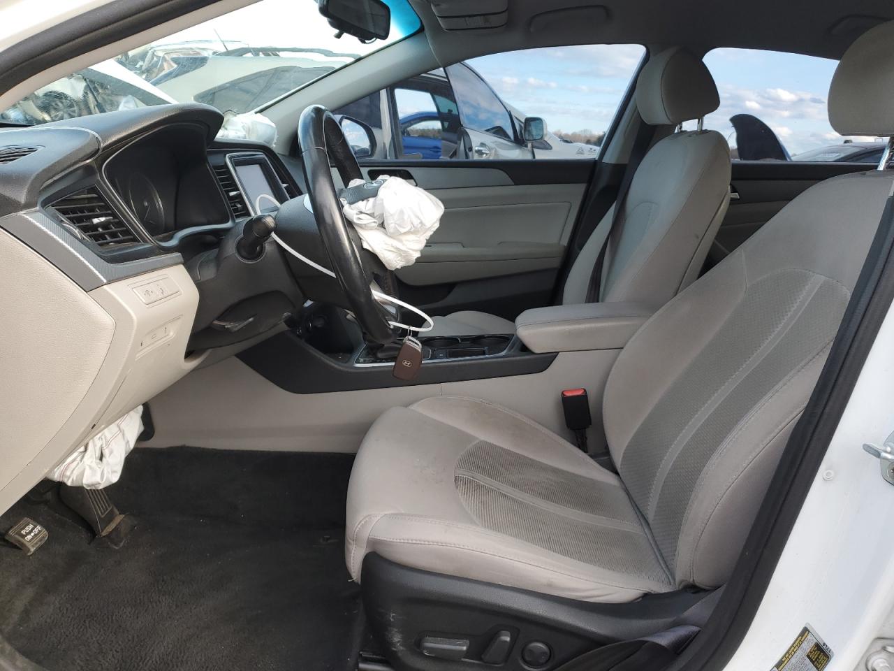 Hyundai SONATA Sport Image 5