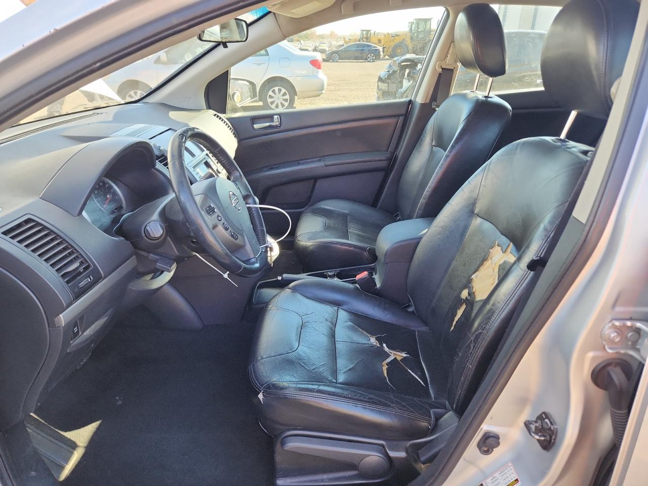 Nissan Sentra 2.0 Image 10