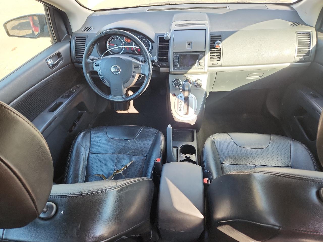 Nissan Sentra 2.0 Image 11