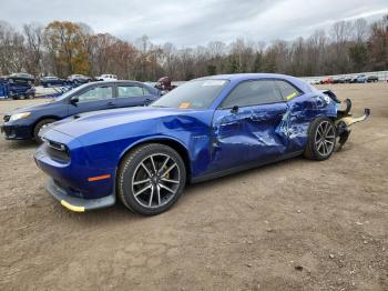  Salvage Dodge Challenger