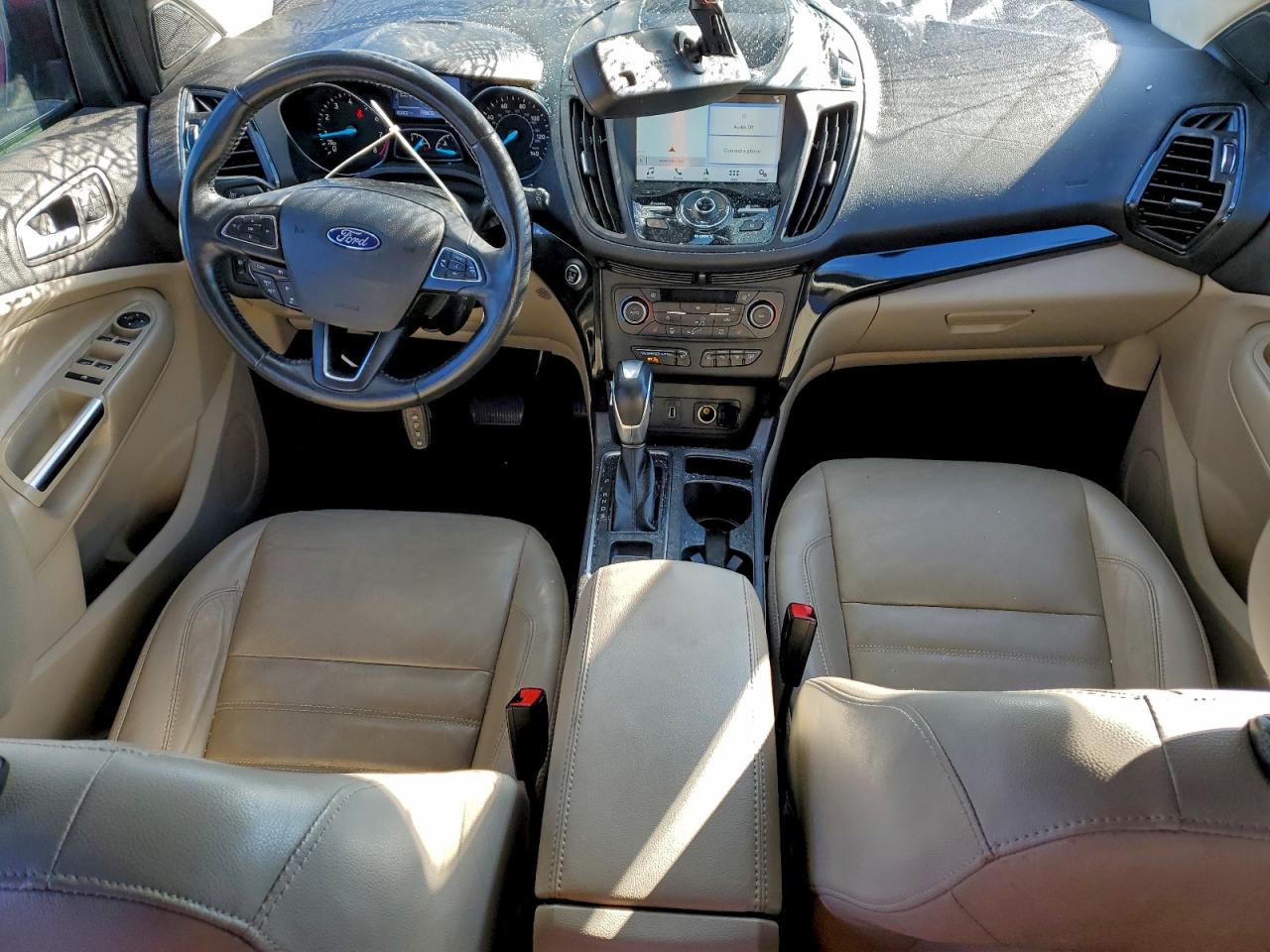 Ford Escape Titanium Image 8