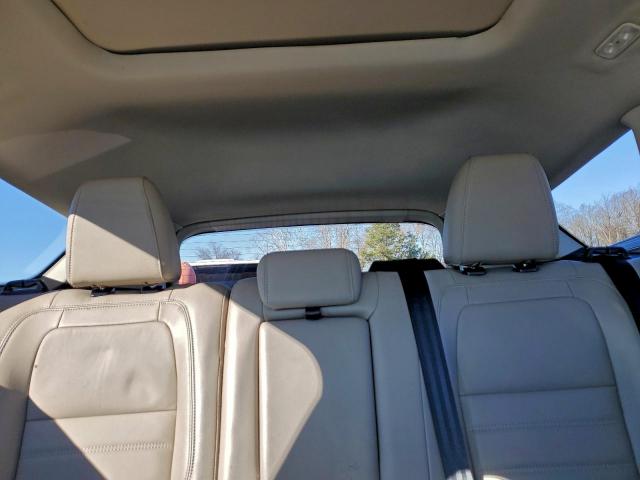 Ford Escape Titanium Image 13