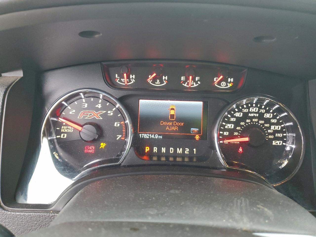 Ford F-150 Supercrew Image 7