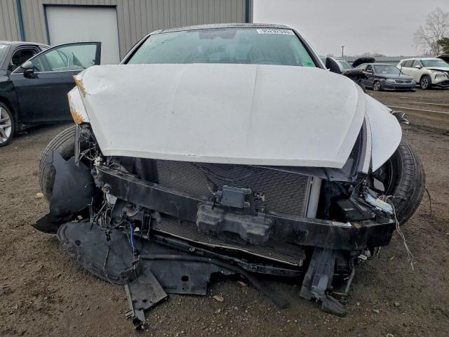 Hyundai SONATA Hybrid Image 4