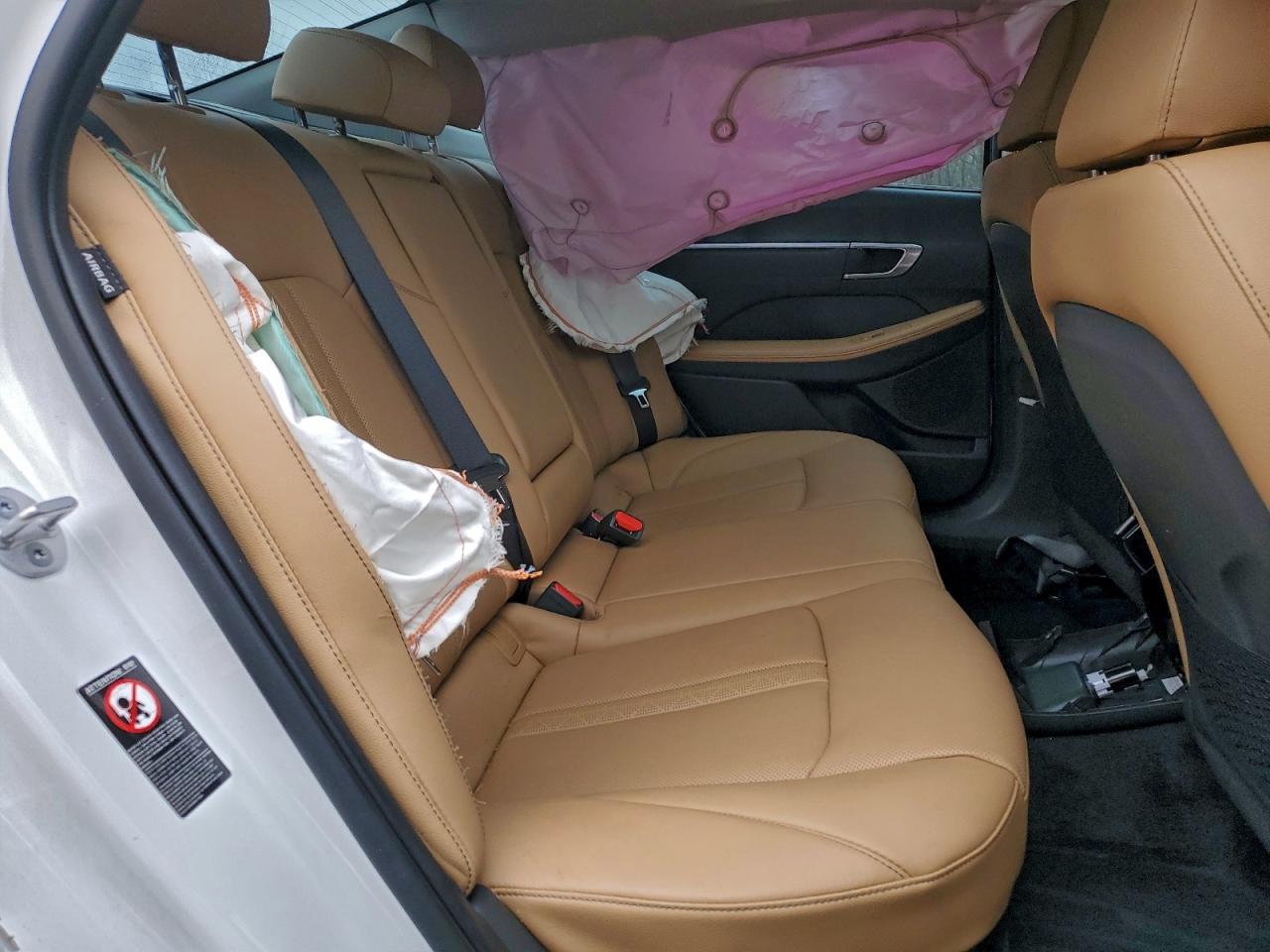 Hyundai SONATA Hybrid Image 11