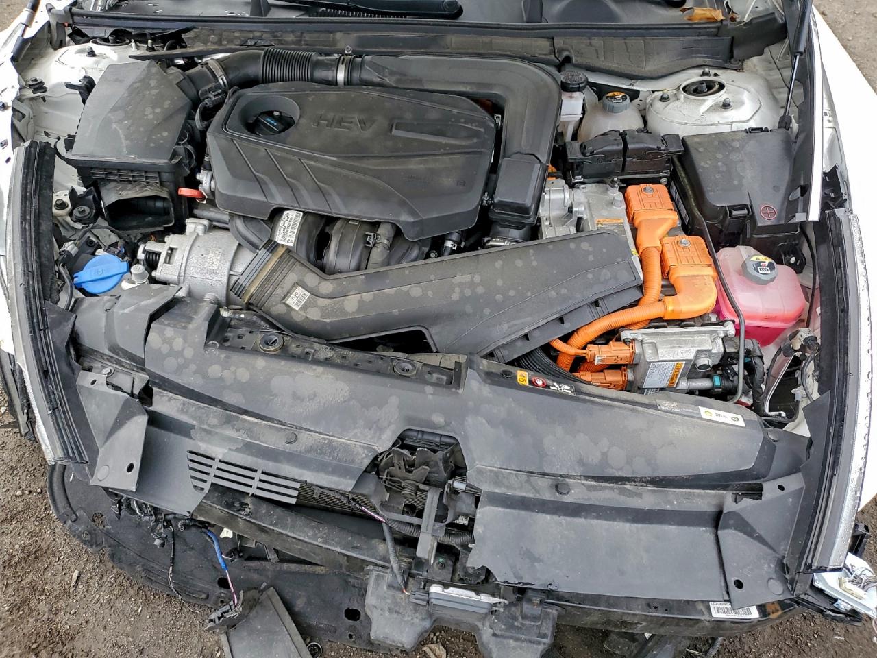 Hyundai SONATA Hybrid Image 10