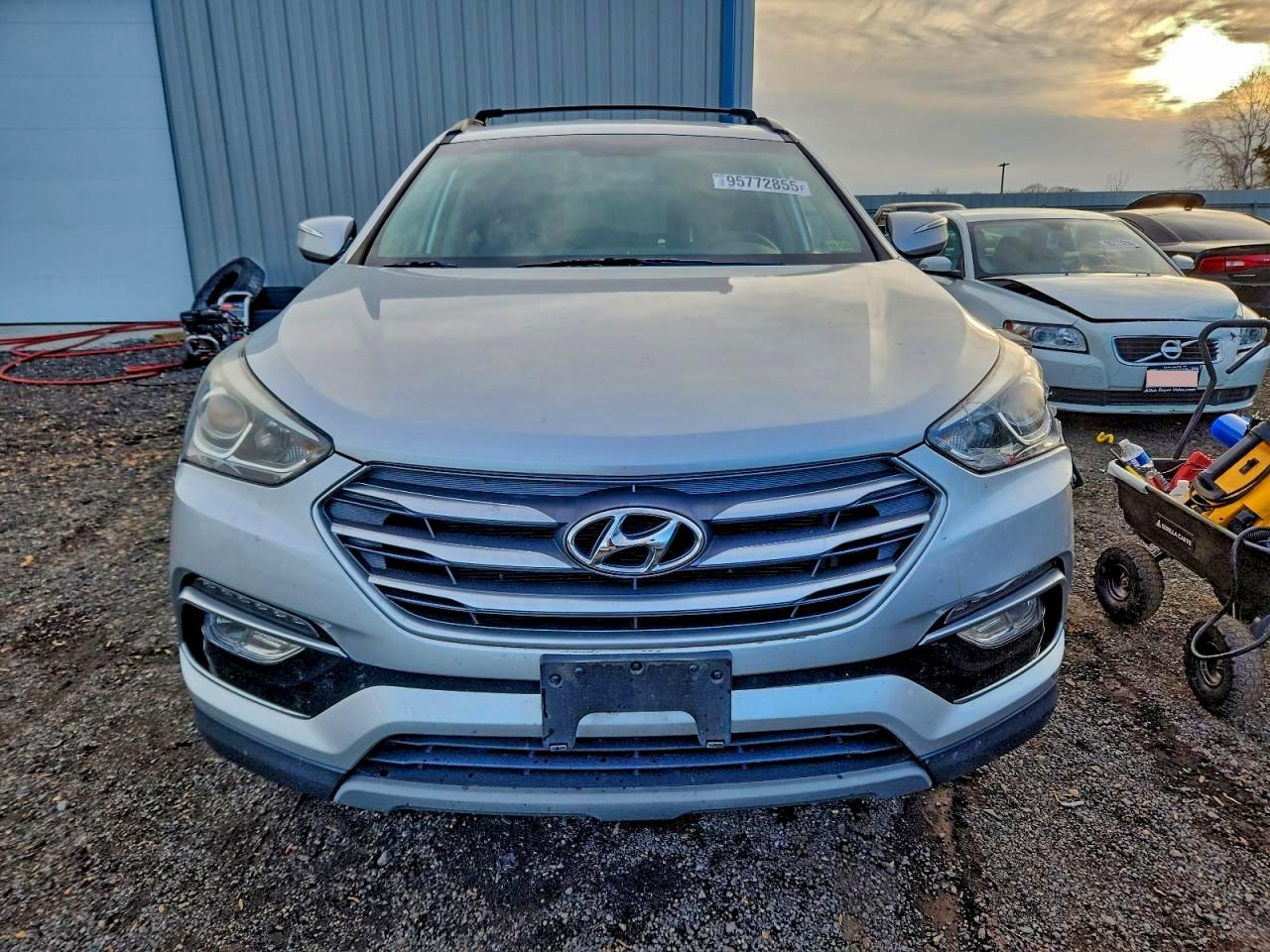 Hyundai SANTA FE Image 4