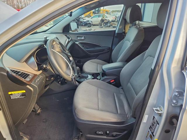 Hyundai SANTA FE Image 12