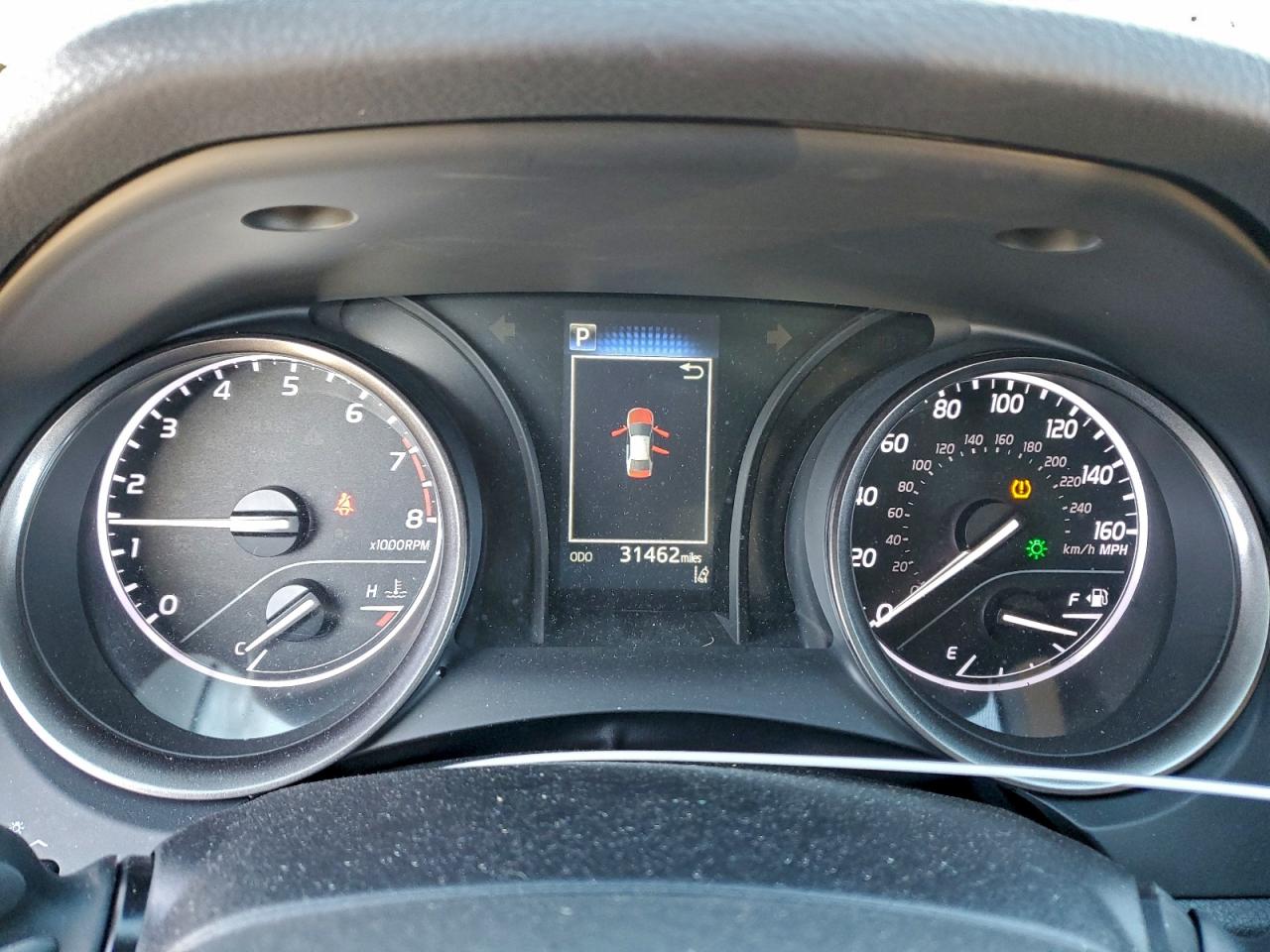 Toyota Camry Se Image 9