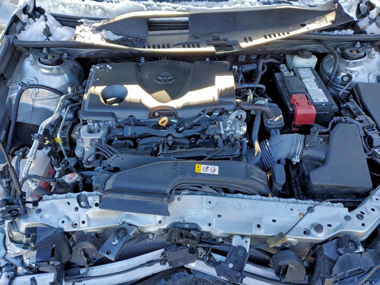 Toyota Camry Se Image 8