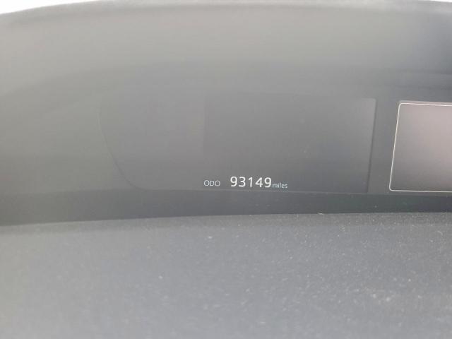 Toyota Prius Image 12