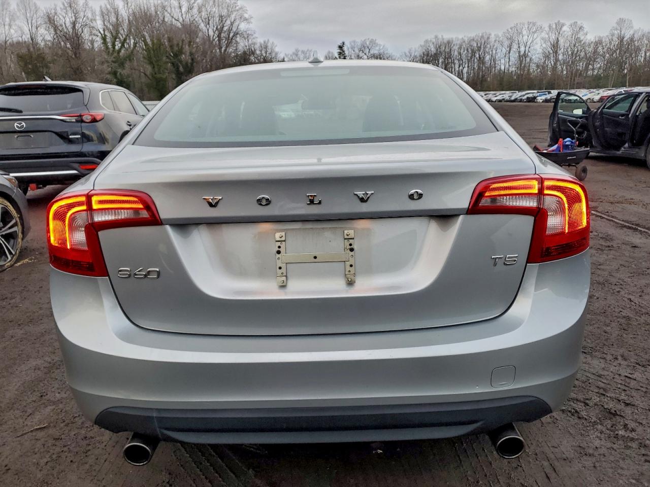 Volvo S60 T5 Image 5