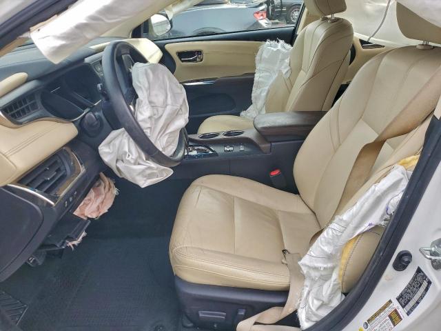 Toyota Avalon Hybrid Image 9