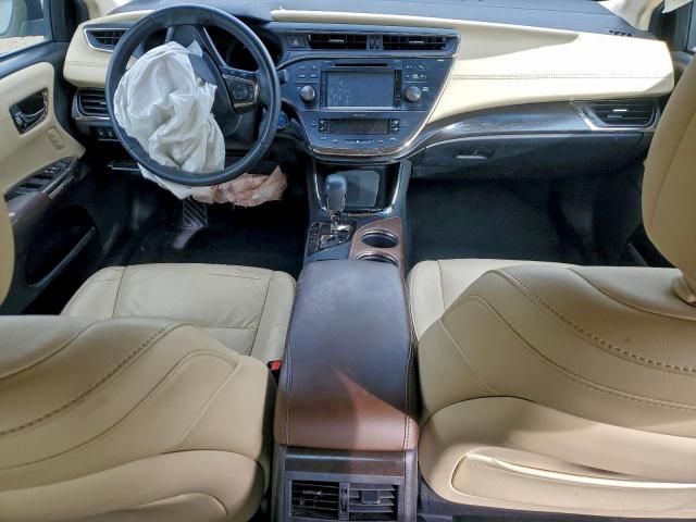 Toyota Avalon Hybrid Image 3