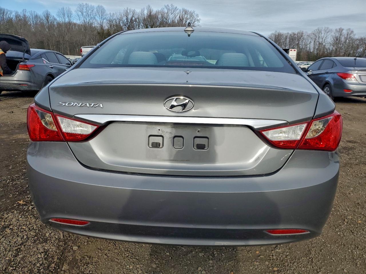 Hyundai SONATA Gls Image 5