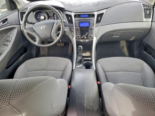 Hyundai SONATA Gls Image 10
