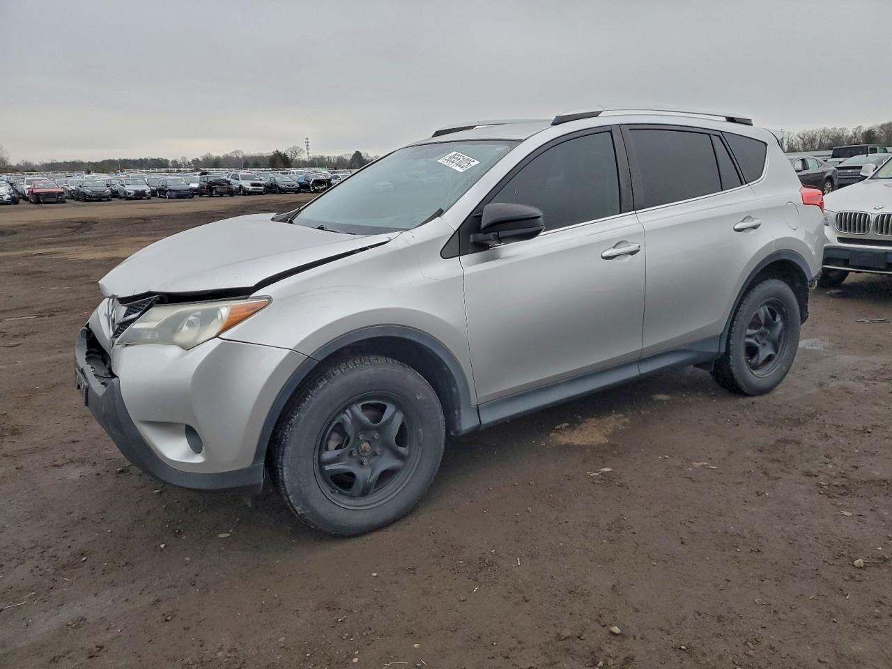 Toyota RAV4 Le Image 1