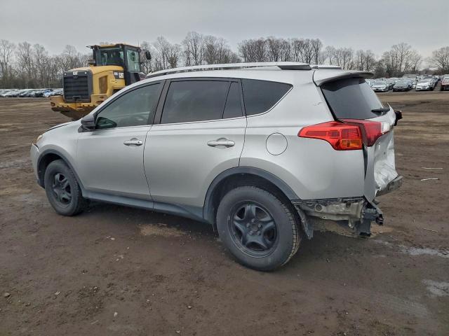 Toyota RAV4 Le Image 12