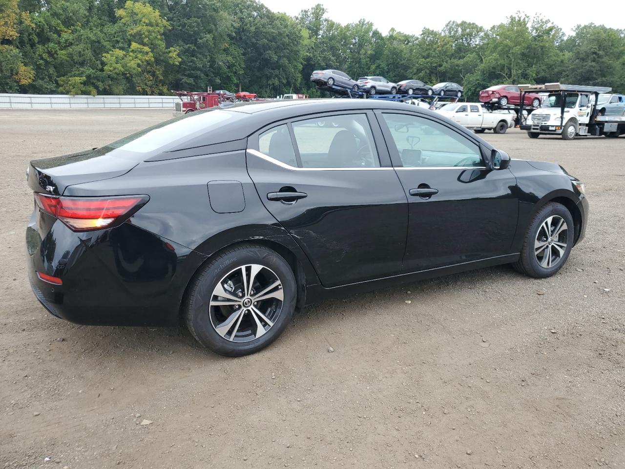 Nissan Sentra Sv Image 2