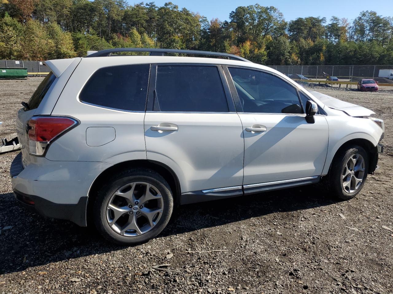 Subaru Forester 2.5i Touring Image 10