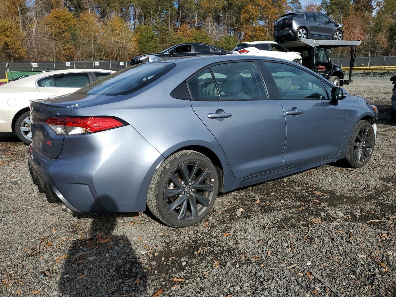 Toyota Corolla Se Image 10