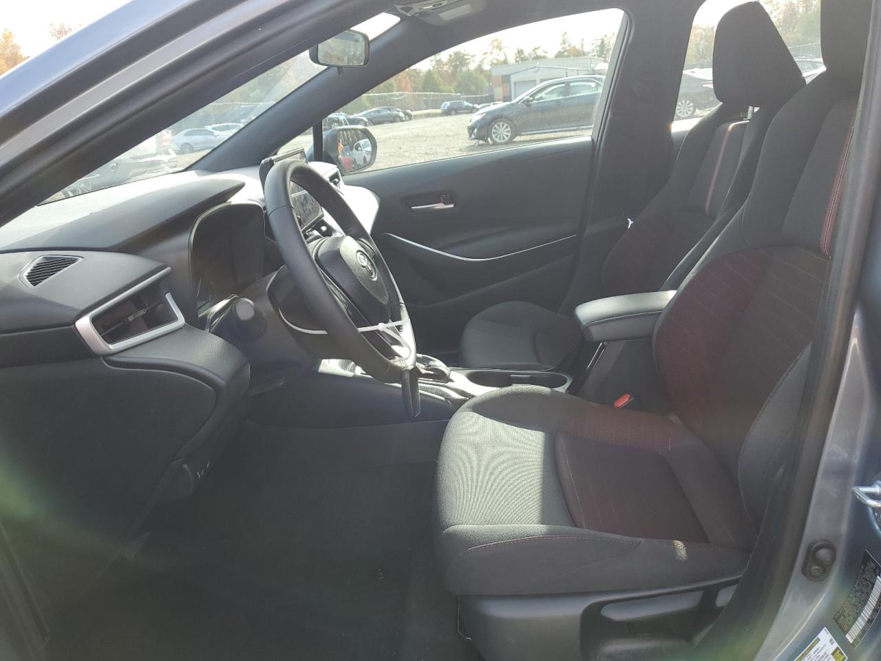 Toyota Corolla Se Image 6