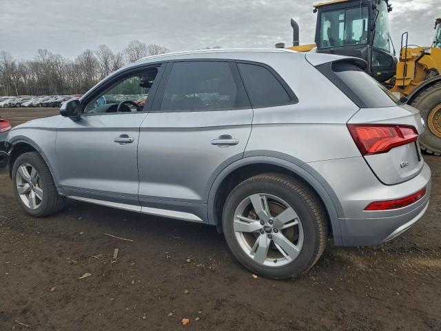 Audi Q5 Premium Image 6