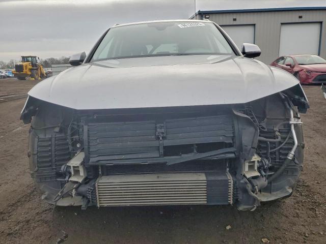 Audi Q5 Premium Image 2