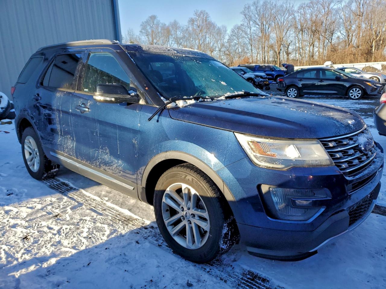 Ford Explorer Xlt Image 10