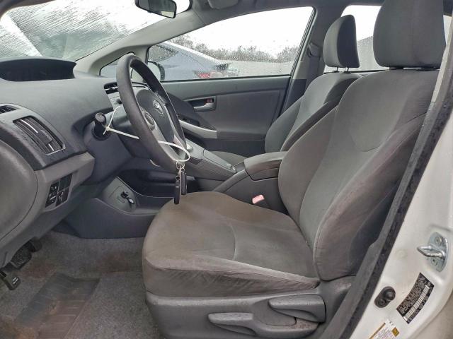 Toyota Prius Image 12