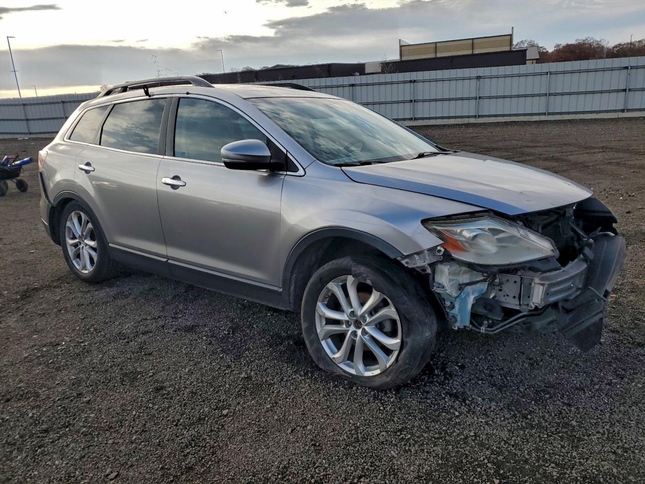 Mazda Cx Image 4